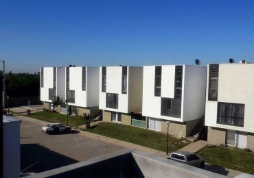 Alt. Av. America al 1800 - Duplex 2 Dormitorios Condominio Cerrado c/ Amenities 