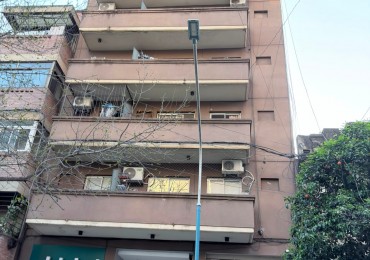 APTO CREDITO! B° SUR - BUENOS AIRES 671 - DEPTO. 2 DORMITORIOS +DOS BALCONES -FRENTE 